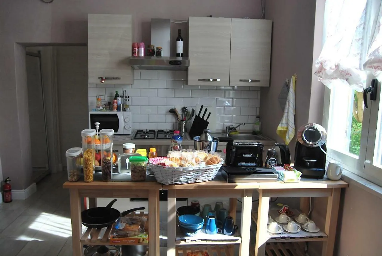 Bergamo Bassa Bed and Breakfast 2*,